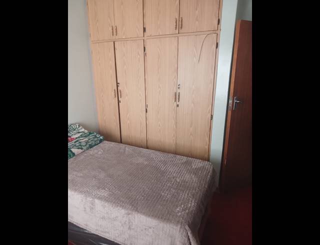 6 BEDROOM HOUSE FOR SALE IN MADADENI B